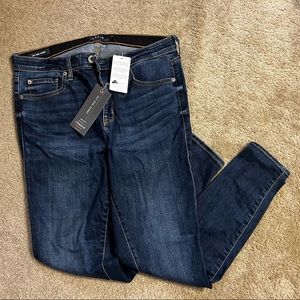 Torrid NWT Sky High Skinny Jeans 14R